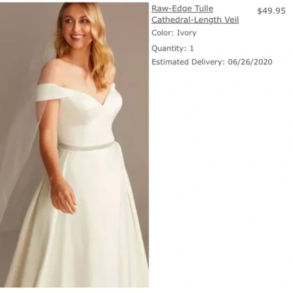 David’s Bridal Tulle and Scroll Lace Cap Sleeve Wedding Dress - Picture 6 of 6